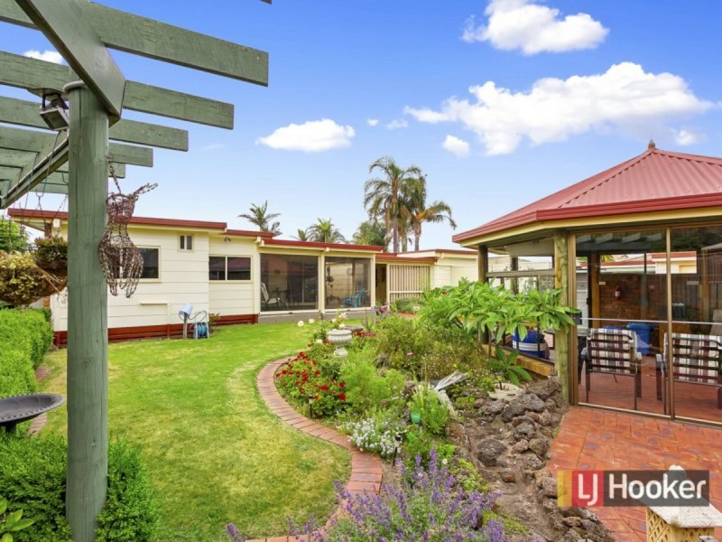 11 Bills Street, Lakes Entrance VIC 3909