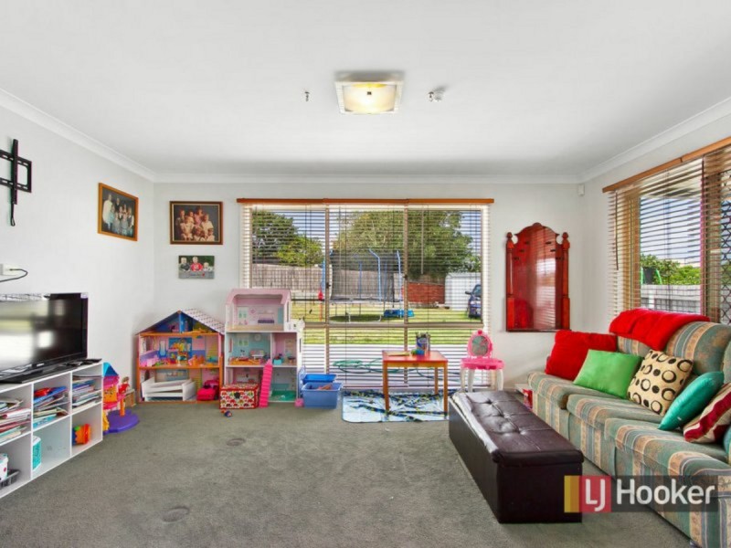 96 Stirling Drive, Lakes Entrance VIC 3909