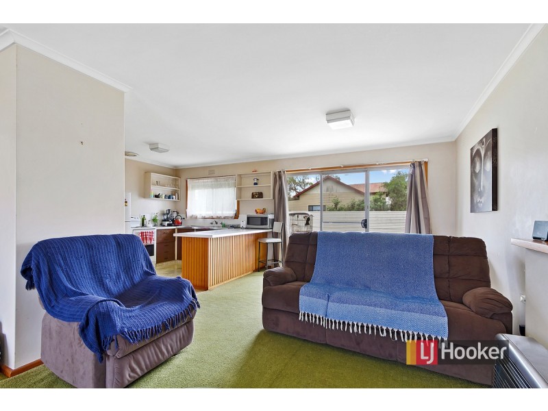 91 Roadknight Street, Lakes Entrance VIC 3909