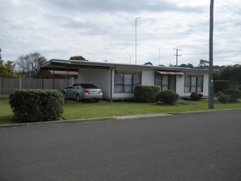 22 Eastern Beach Road, Lakes Entrance VIC 3909