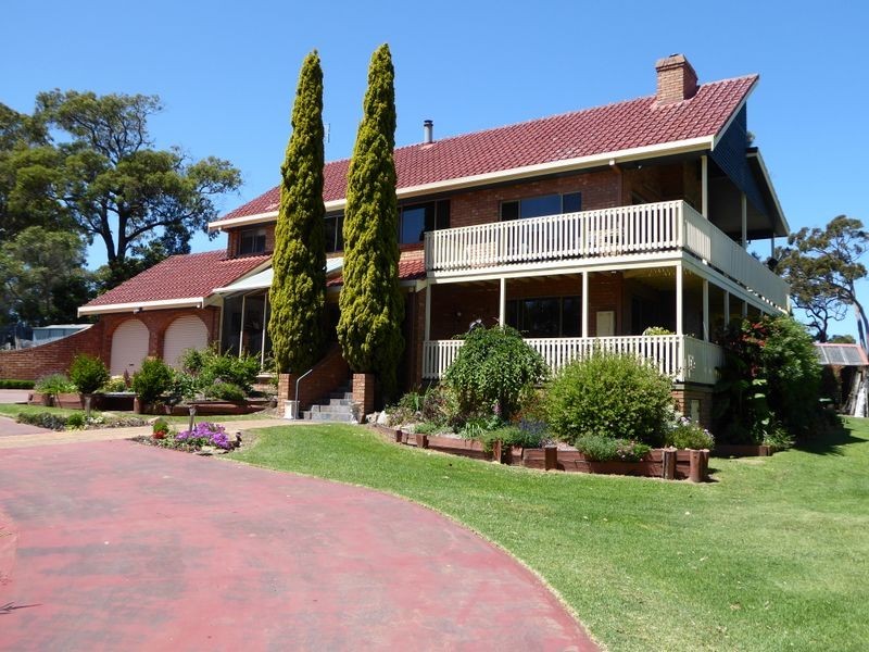 60 Point Road, Kalimna VIC 3909