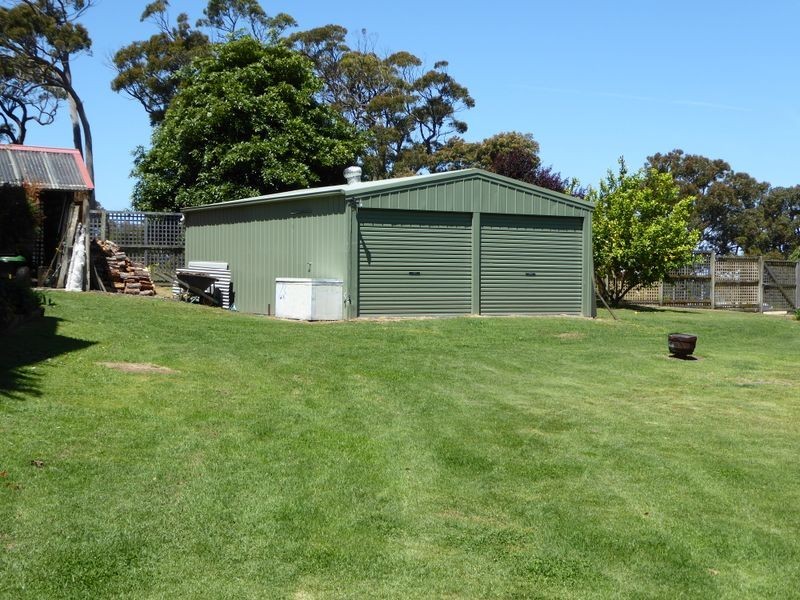 60 Point Road, Kalimna VIC 3909