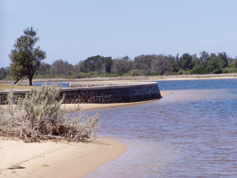 Lakes Entrance VIC 3909