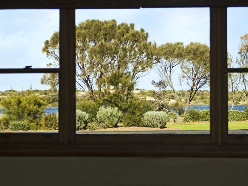 Lakes Entrance VIC 3909