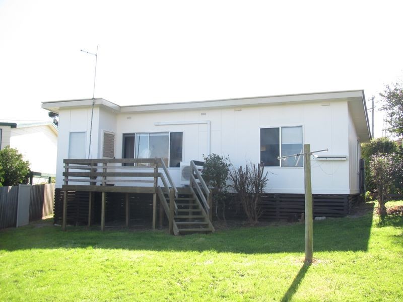 Lakes Entrance VIC 3909