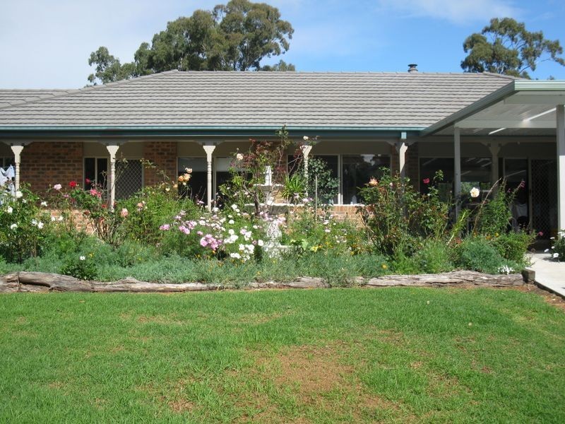 6 Tranquil Court, Lakes Entrance VIC 3909