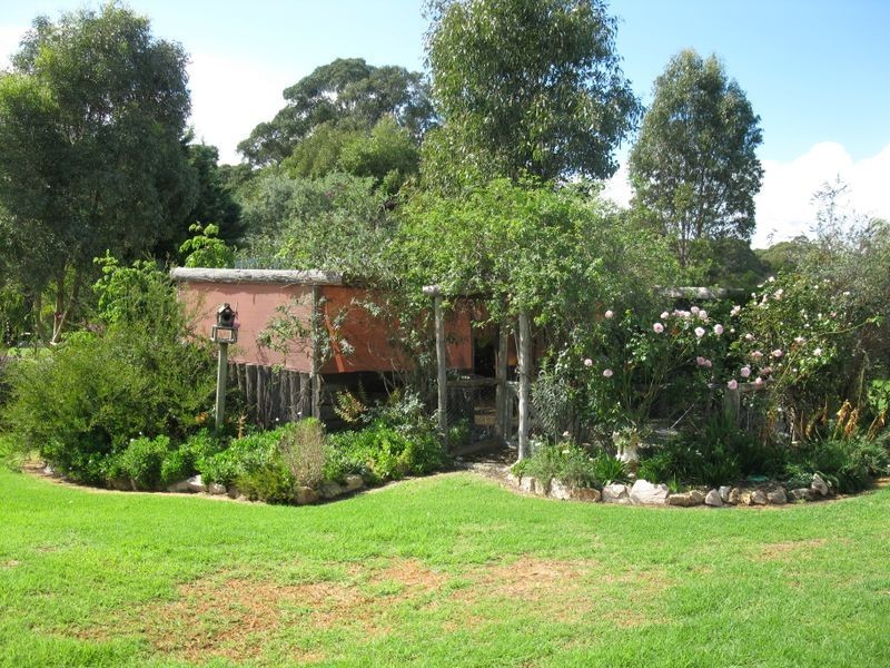 6 Tranquil Court, Lakes Entrance VIC 3909