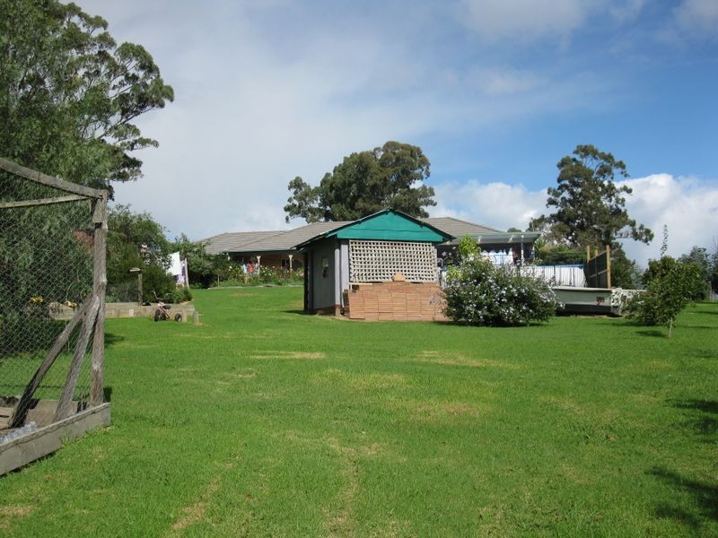 6 Tranquil Court, Lakes Entrance VIC 3909