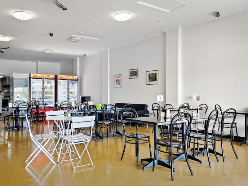 307 Esplanade, Lakes Entrance VIC 3909