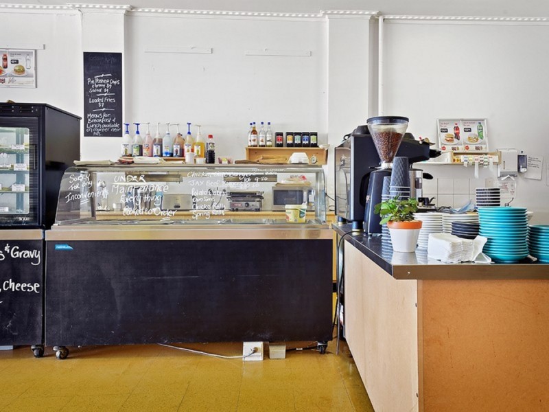 307 Esplanade, Lakes Entrance VIC 3909