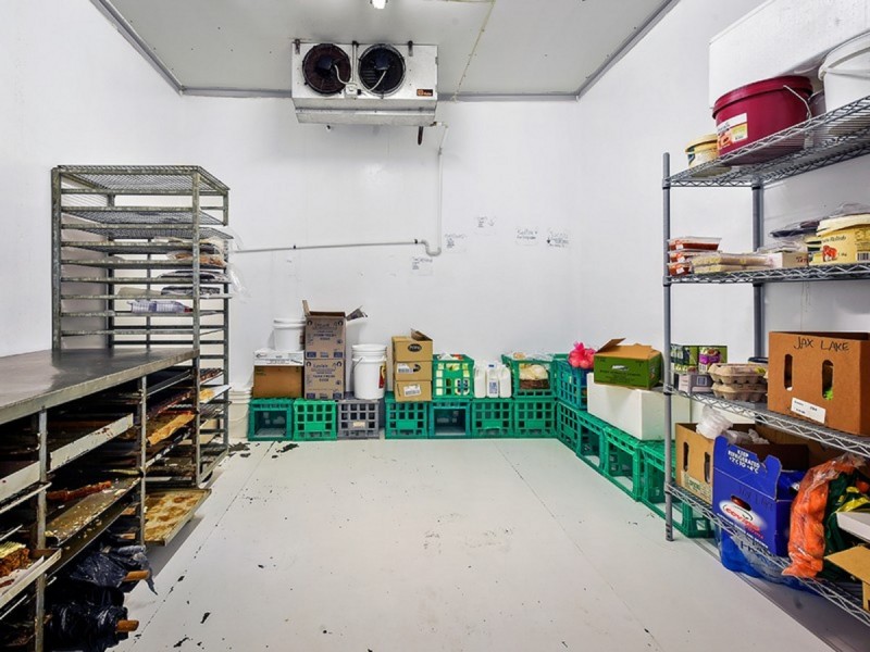 307 Esplanade, Lakes Entrance VIC 3909