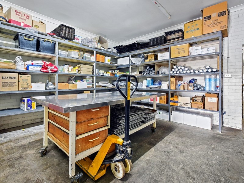 307 Esplanade, Lakes Entrance VIC 3909