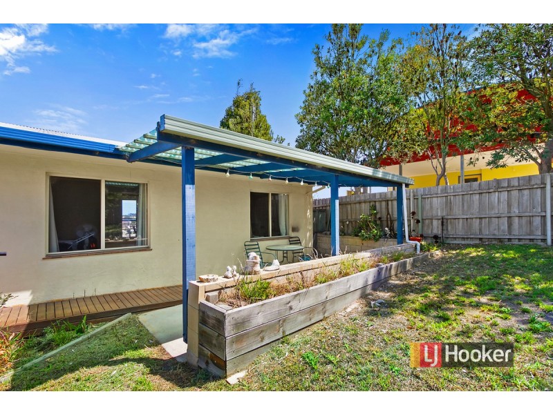 40 Nautilus Way, Lakes Entrance VIC 3909