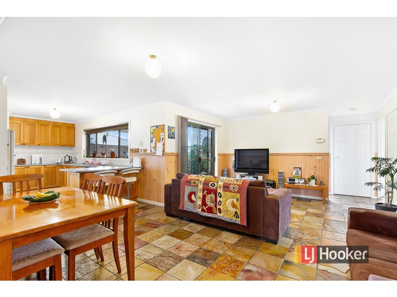39 Stirling Drive, Lakes Entrance VIC 3909