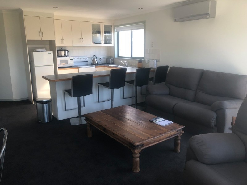 2/617 Esplanade, Lakes Entrance VIC 3909