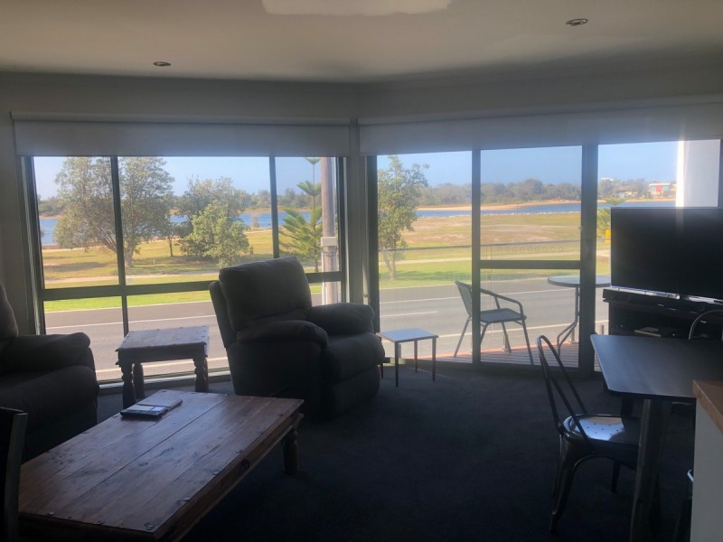 2/617 Esplanade, Lakes Entrance VIC 3909