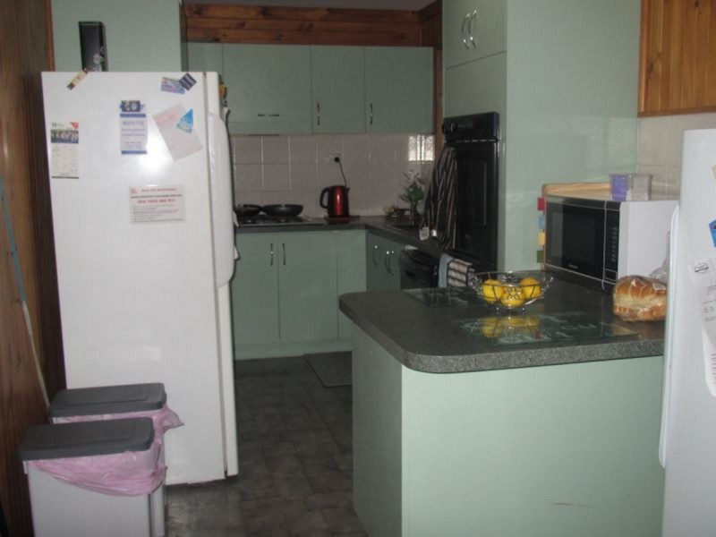 4 Endeavour Court, Lakes Entrance VIC 3909