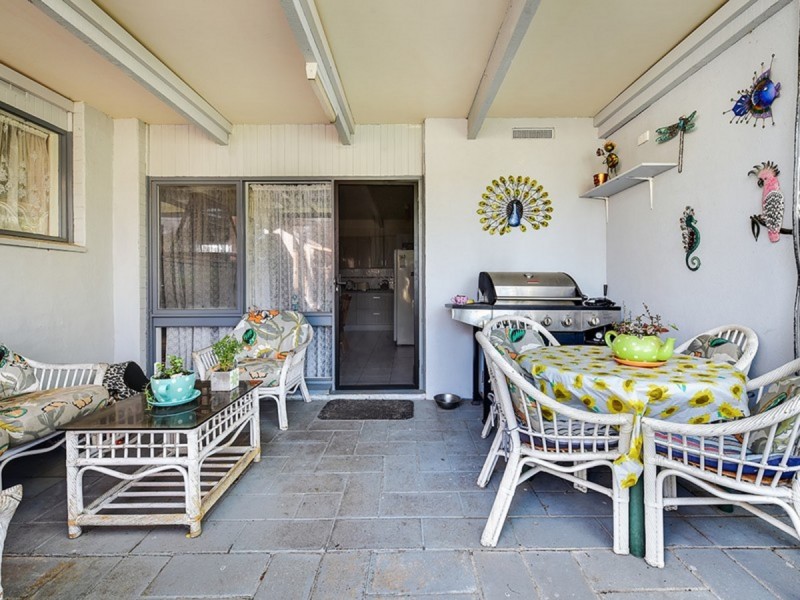 2 Cunningham Street, Lakes Entrance VIC 3909