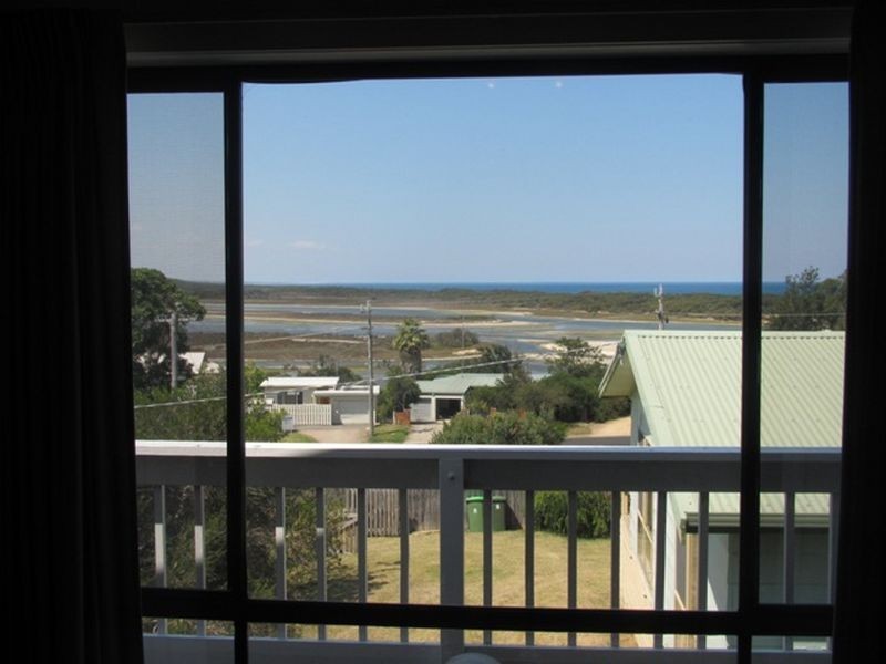 44 Outlook Drive, Lake Tyers Beach VIC 3909