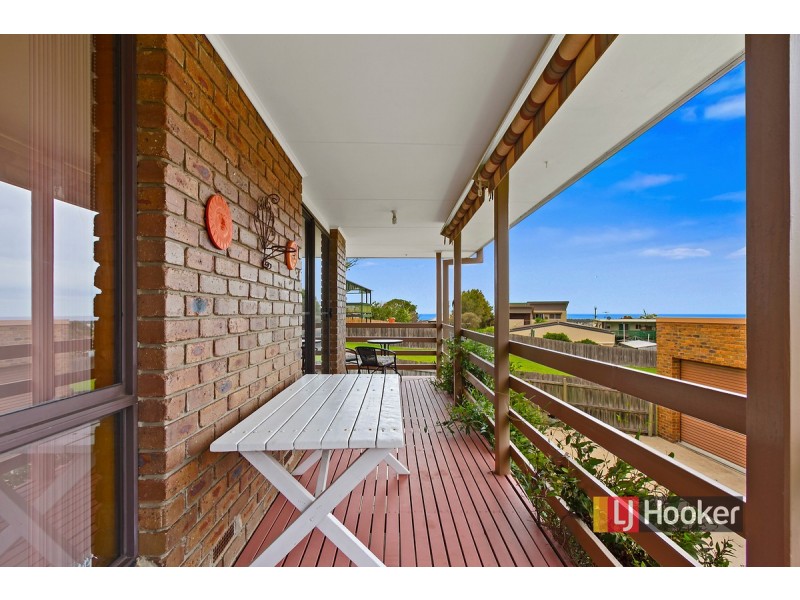 17 Hardie Street, Lakes Entrance VIC 3909