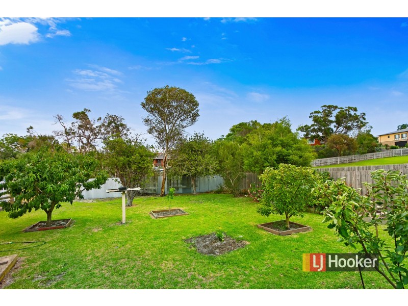 17 Hardie Street, Lakes Entrance VIC 3909