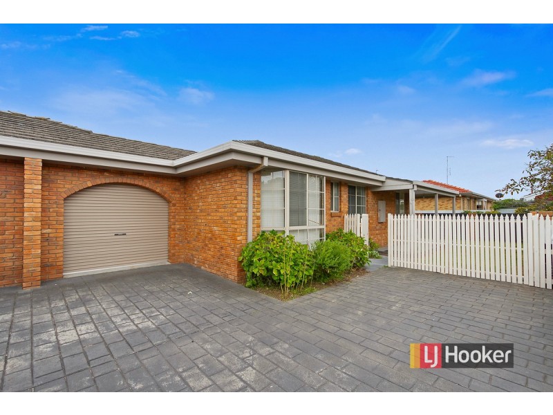 4/5 Orme Street, Lakes Entrance VIC 3909