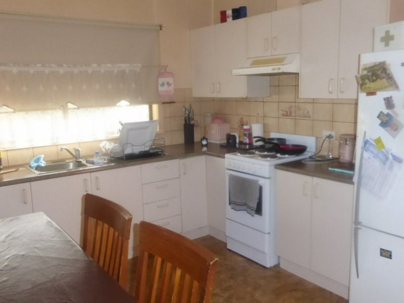 39 Seaview Parade, Kalimna VIC 3909