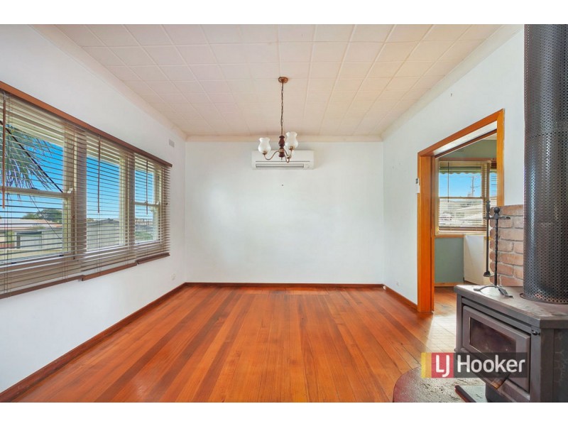 3 Ocean Court, Lakes Entrance VIC 3909