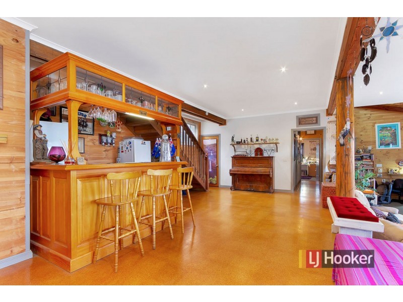 7 Gay Street, Lakes Entrance VIC 3909