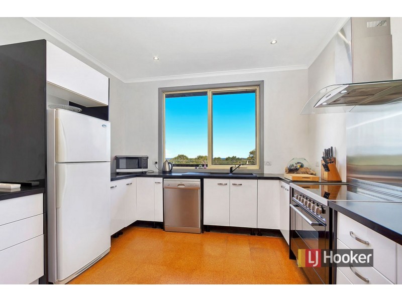 7 Gay Street, Lakes Entrance VIC 3909