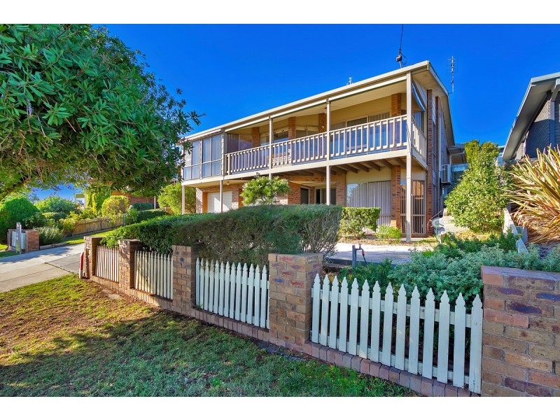 12 Nautilus Way, Lakes Entrance VIC 3909