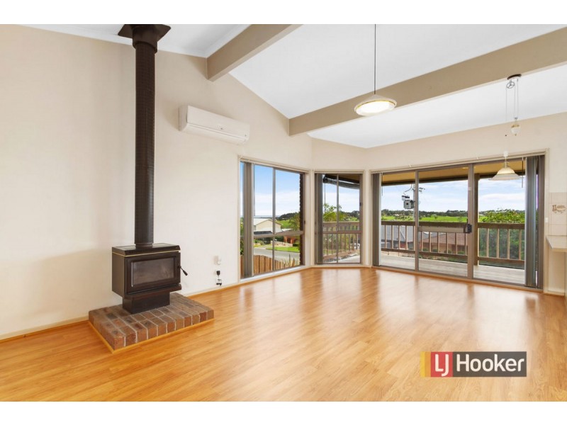 12 Nautilus Way, Lakes Entrance VIC 3909