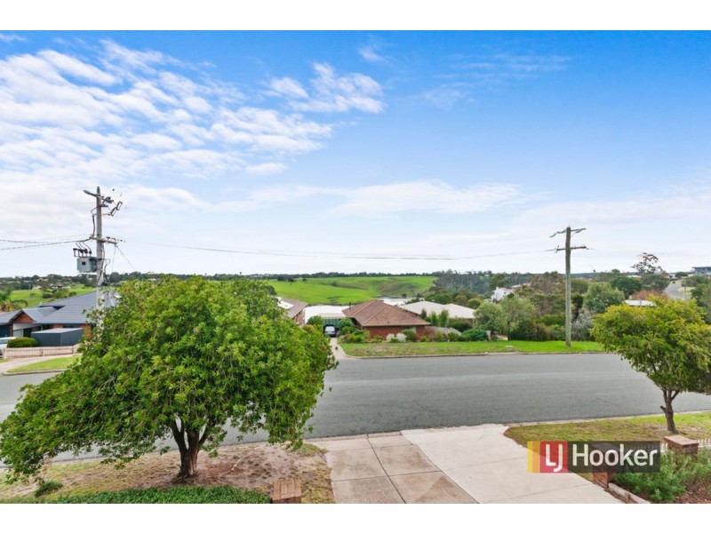 12 Nautilus Way, Lakes Entrance VIC 3909