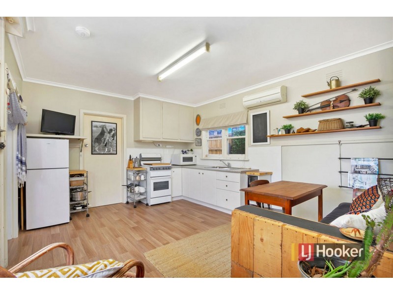 69B Carpenter Street, Lakes Entrance VIC 3909