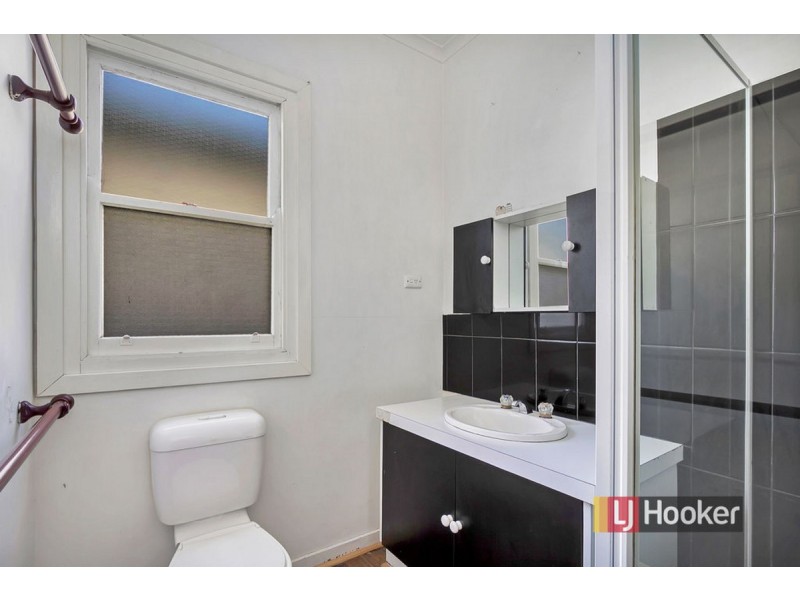 3 Ocean Court, Lakes Entrance VIC 3909