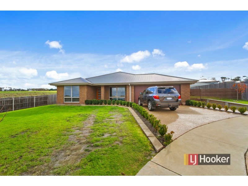10 Luke Court, Lakes Entrance VIC 3909