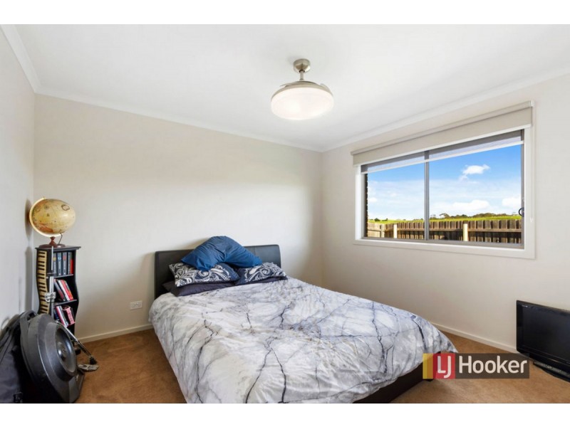 10 Luke Court, Lakes Entrance VIC 3909