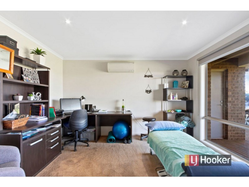 10 Luke Court, Lakes Entrance VIC 3909