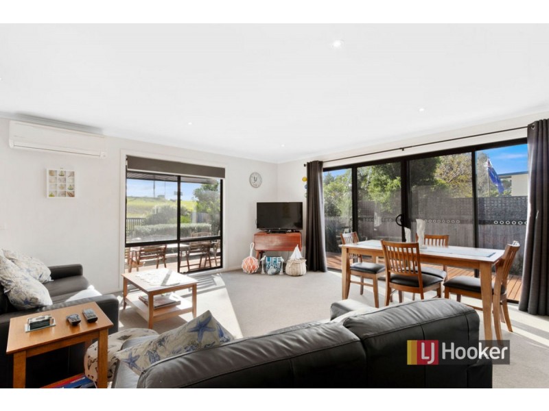 44 Bream Road, Lake Tyers Beach VIC 3909