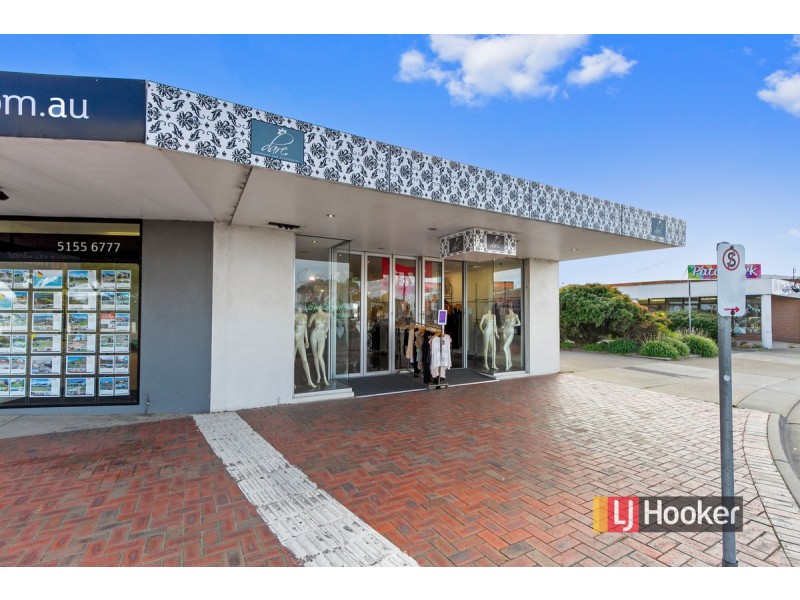 1 Carpenter Street, Lakes Entrance VIC 3909