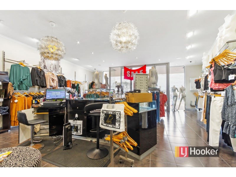 1 Carpenter Street, Lakes Entrance VIC 3909