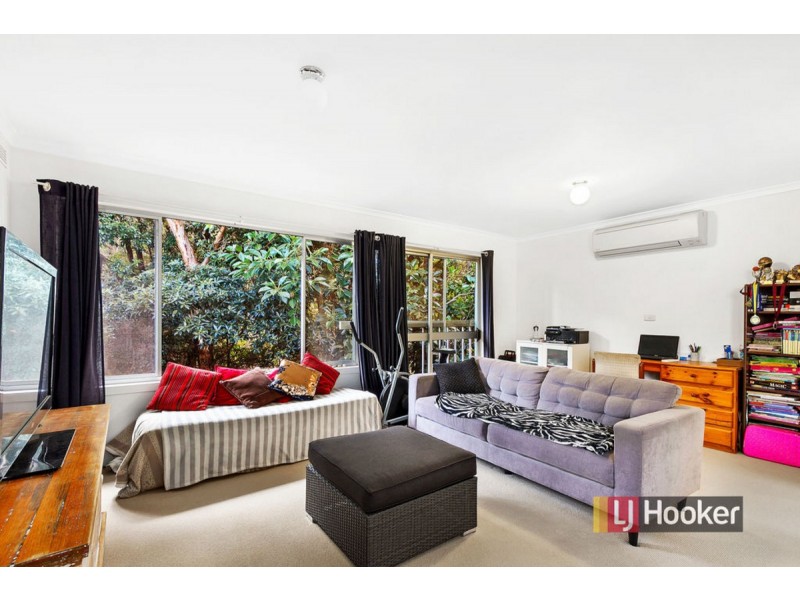 109 Hazel Road, Kalimna VIC 3909