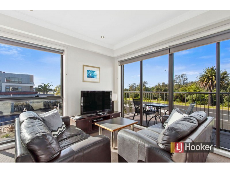 102/1 Esplanade, Lakes Entrance VIC 3909