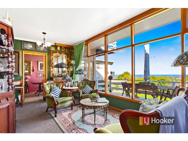 18 Grandview Road, Lakes Entrance VIC 3909