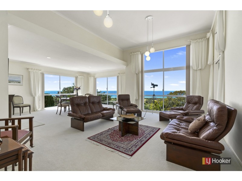 28 Gay Street, Lakes Entrance VIC 3909