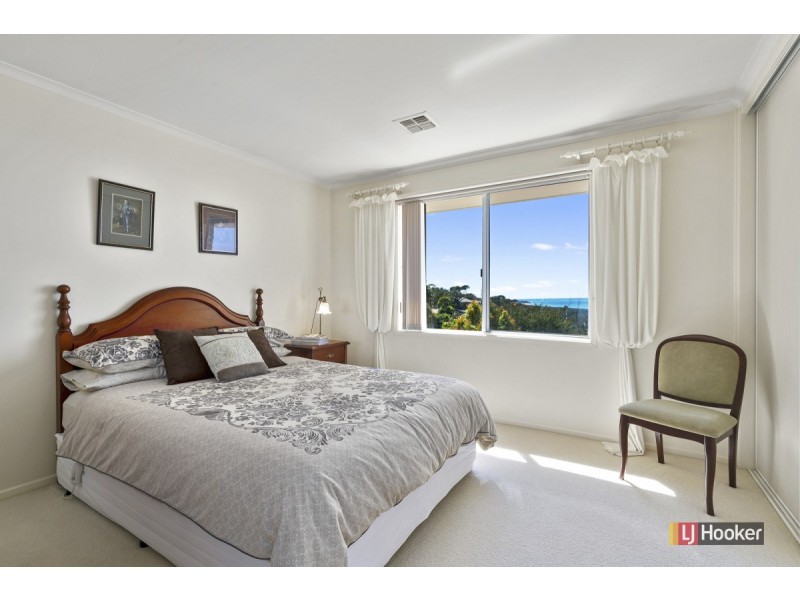 28 Gay Street, Lakes Entrance VIC 3909