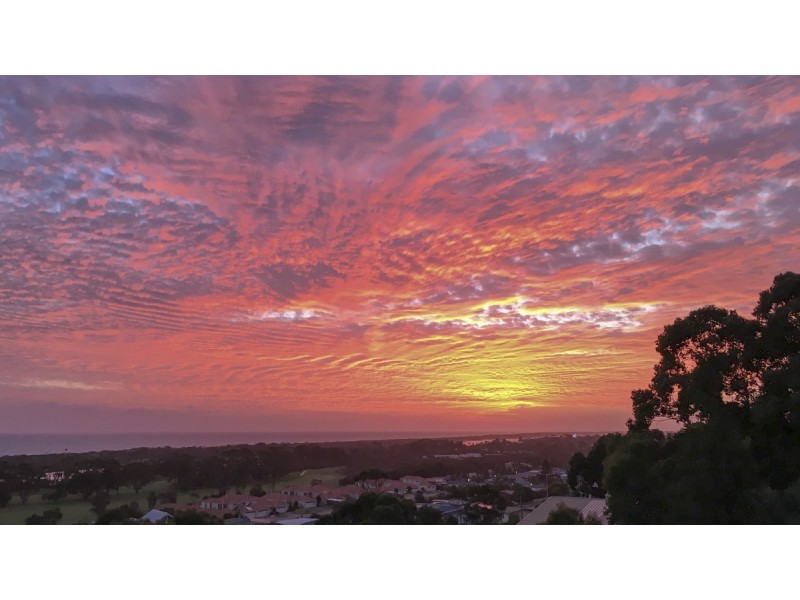 28 Gay Street, Lakes Entrance VIC 3909