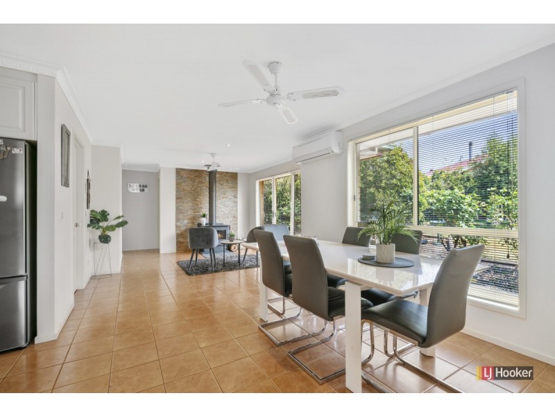 9 Tamhaven Drive, Swan Reach VIC 3903