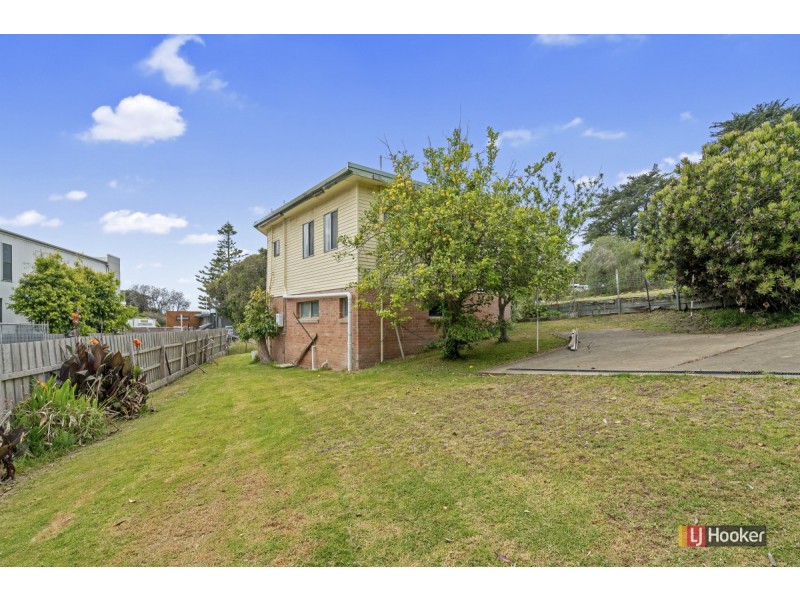 575 Lake Tyers Beach Road, Lake Tyers Beach VIC 3909