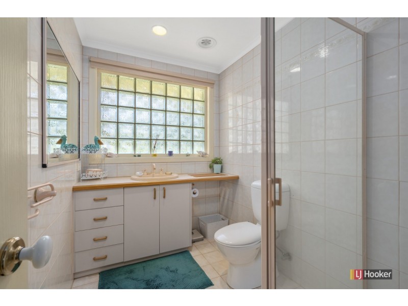 56 Eastern Beach Road, Lakes Entrance VIC 3909